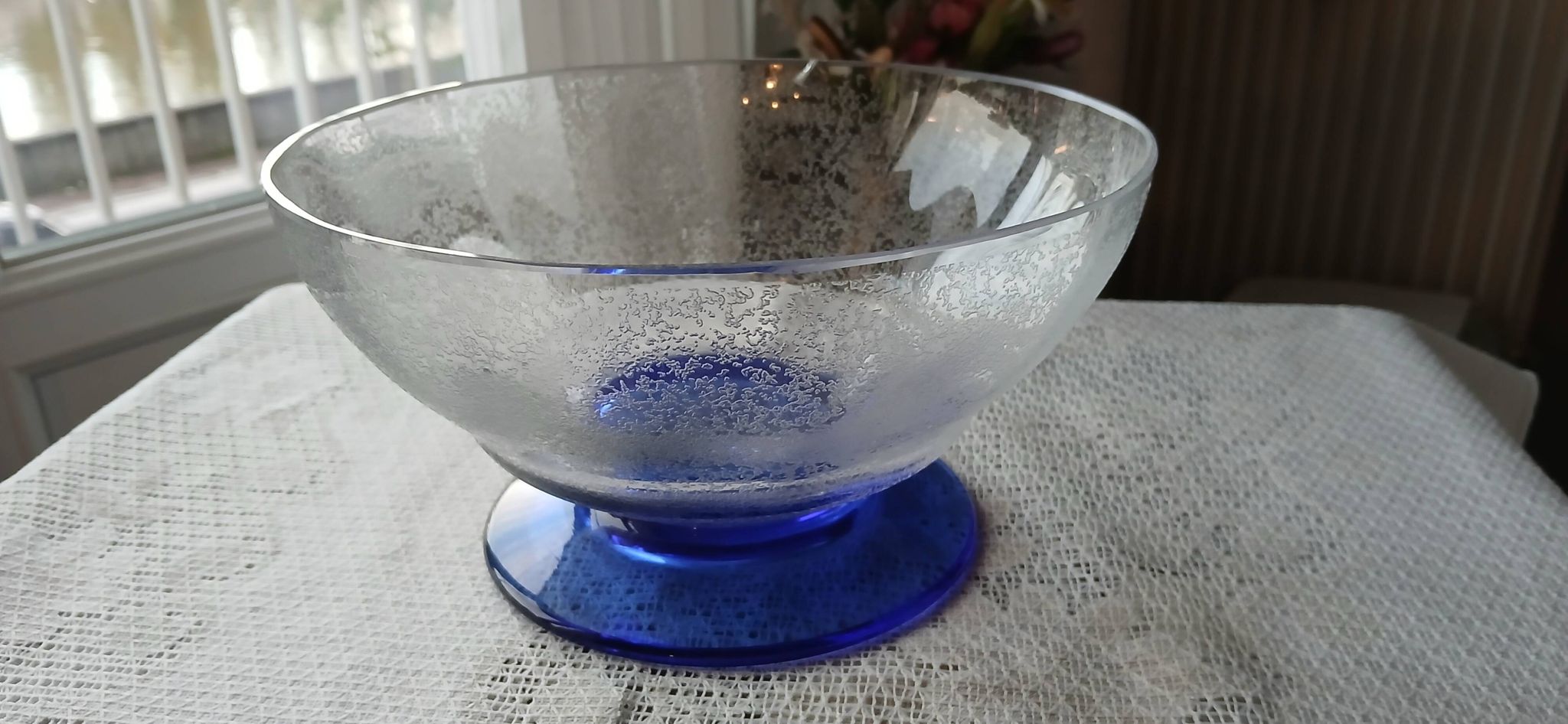 Set including 1 salad bowl and 5 fruit bowls in Daum Nancy crystal from the 40s
