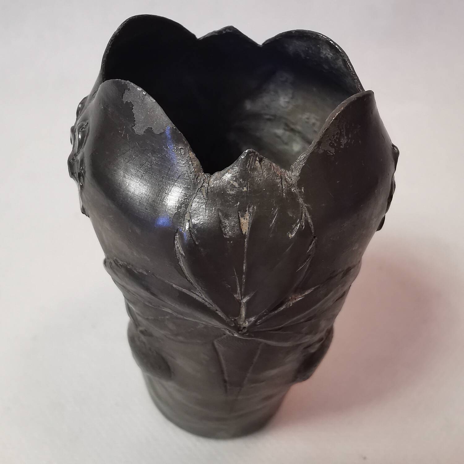 old small soliflore vase