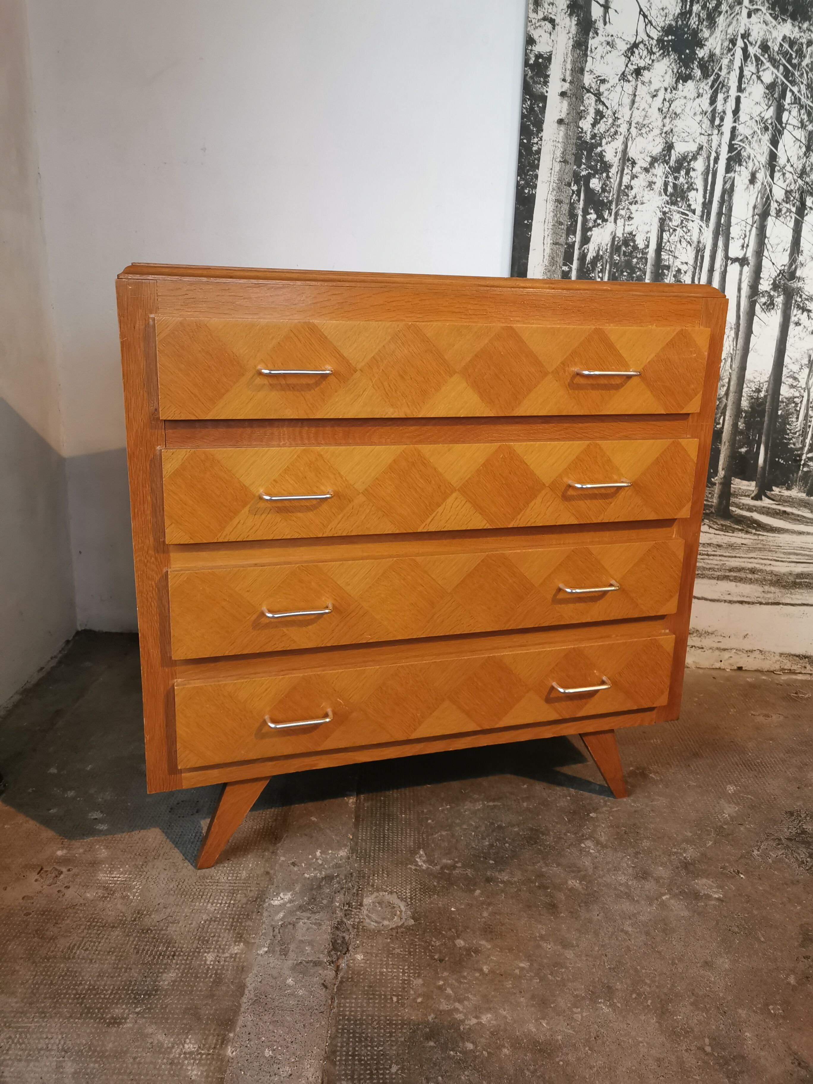 Vintage chest of drawers, compass legs, light wood