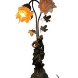 Table lamp in cast iron