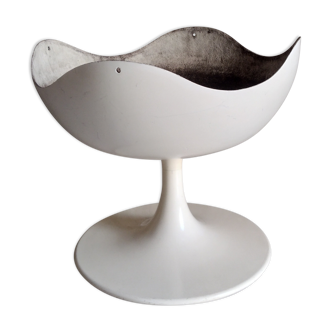Fiberglass planter tulip foot, 1970