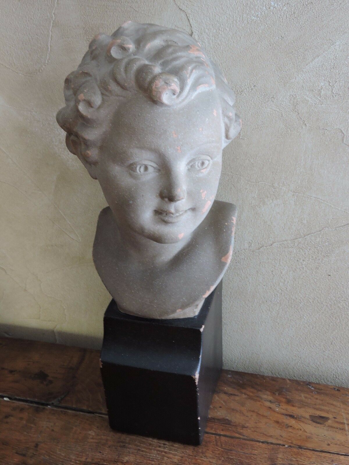Sculpture cherub bust by Madem