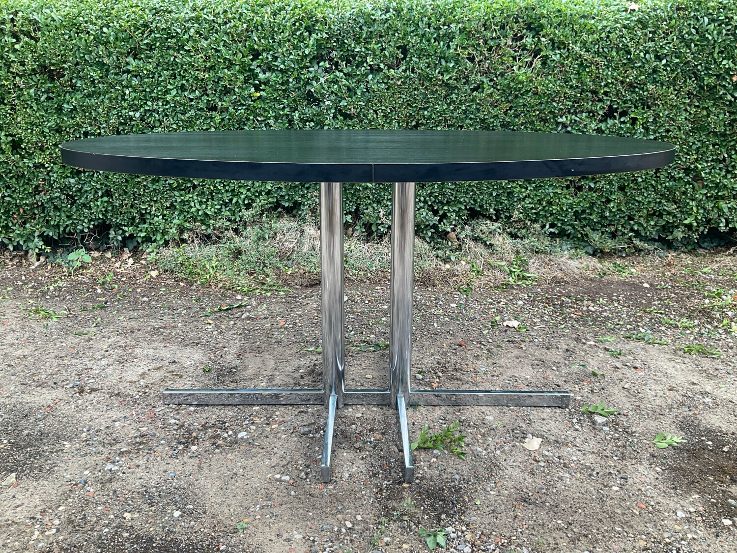 Tavo Belgium oval dining table, 1970s