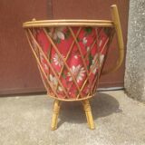 Rattan worker