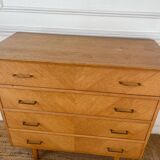 Vintage wooden chest of drawers with 4 drawers