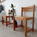 Set of 2 vintage chairs in solid elm and rush in the style of Regain/Asserbo.