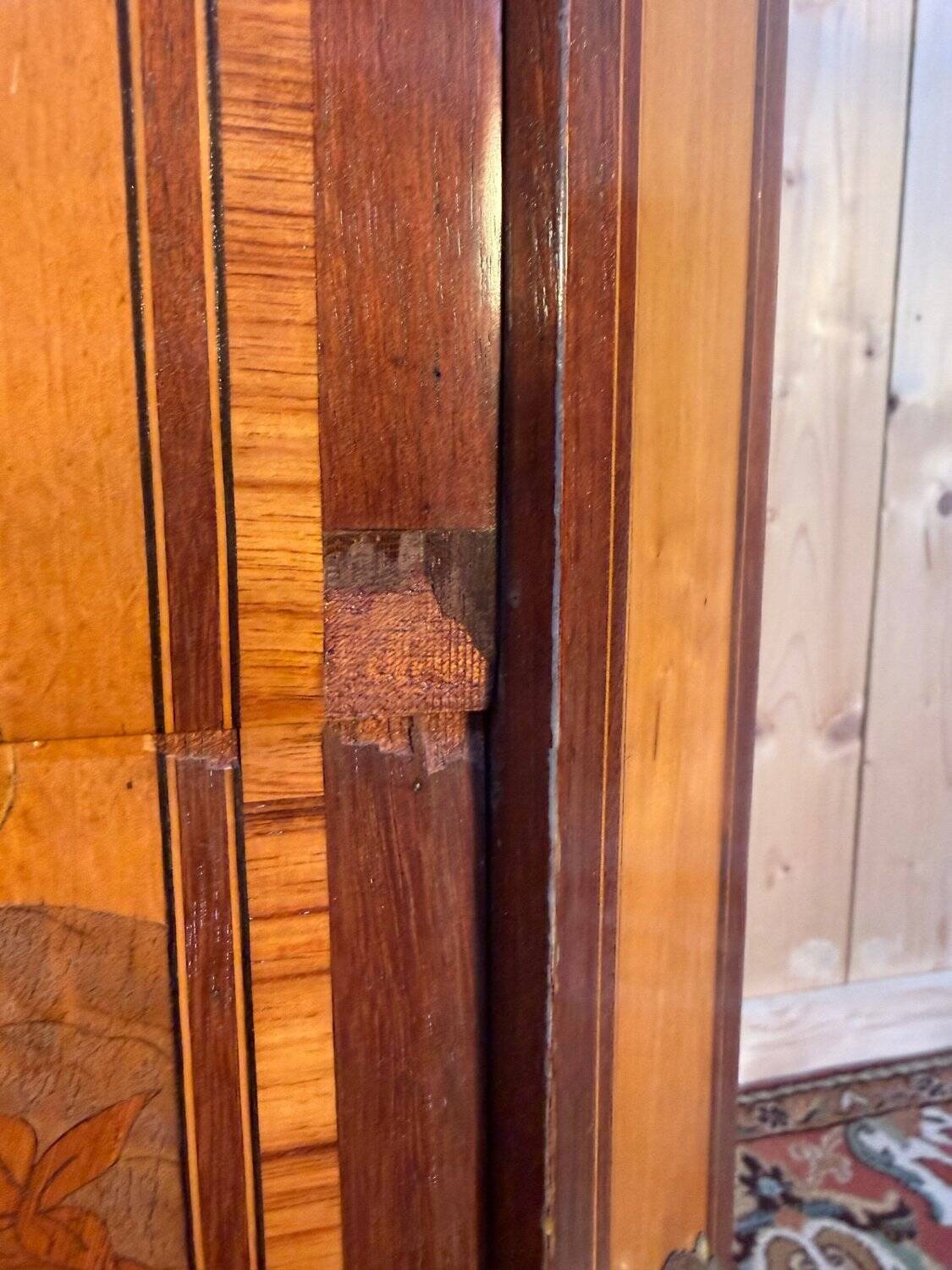 Commode Transition oriental marquetry, 1920s, black marble
