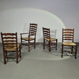 4 chaises à dossier échelle / 1 accoudoir / avec coussins en jonc