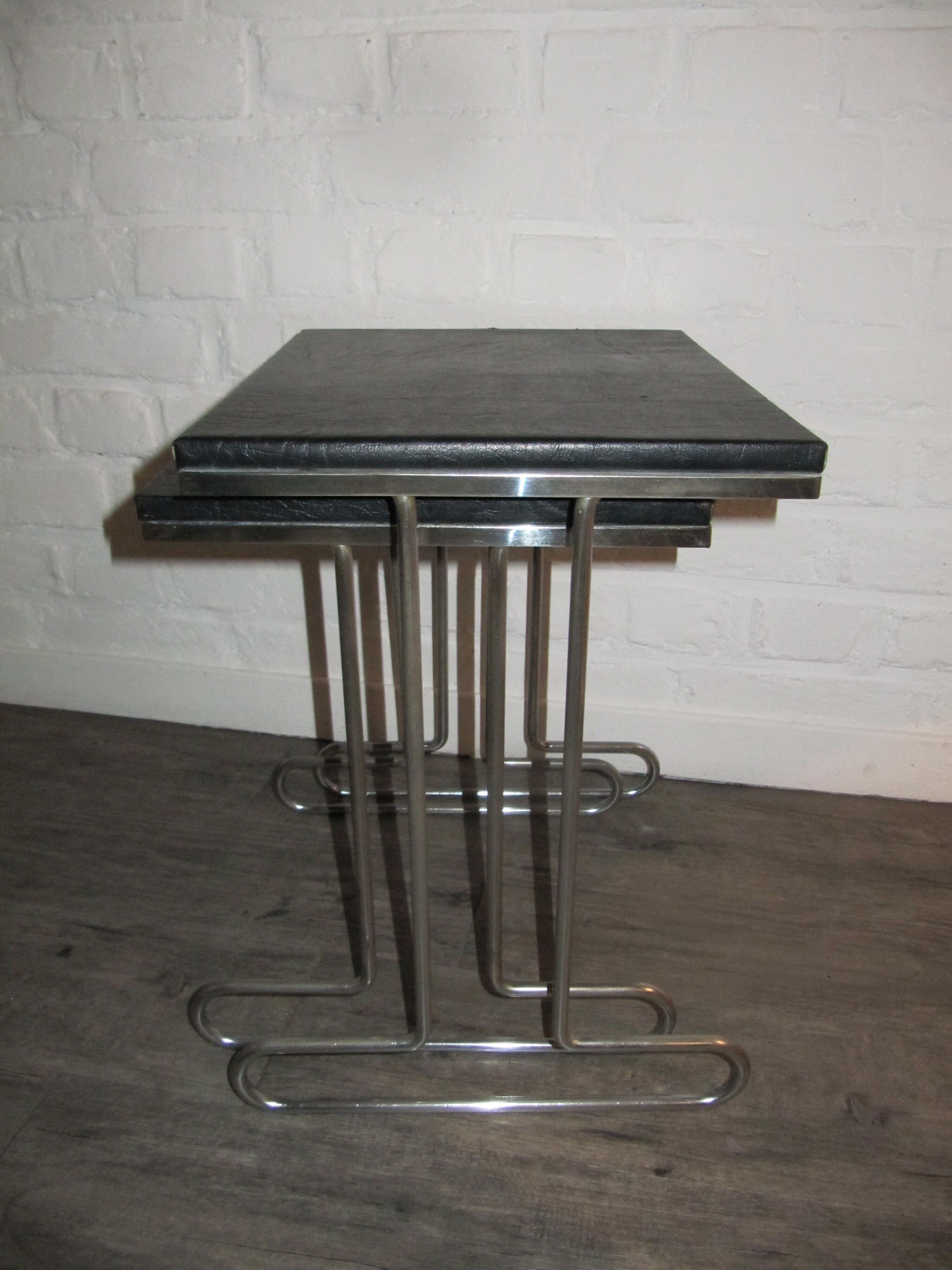 2 tables vintage 1960