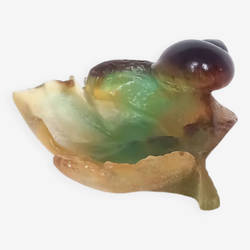 Vide-poche d’un escargot sur feuille de vigne en pâte de verre de Daum