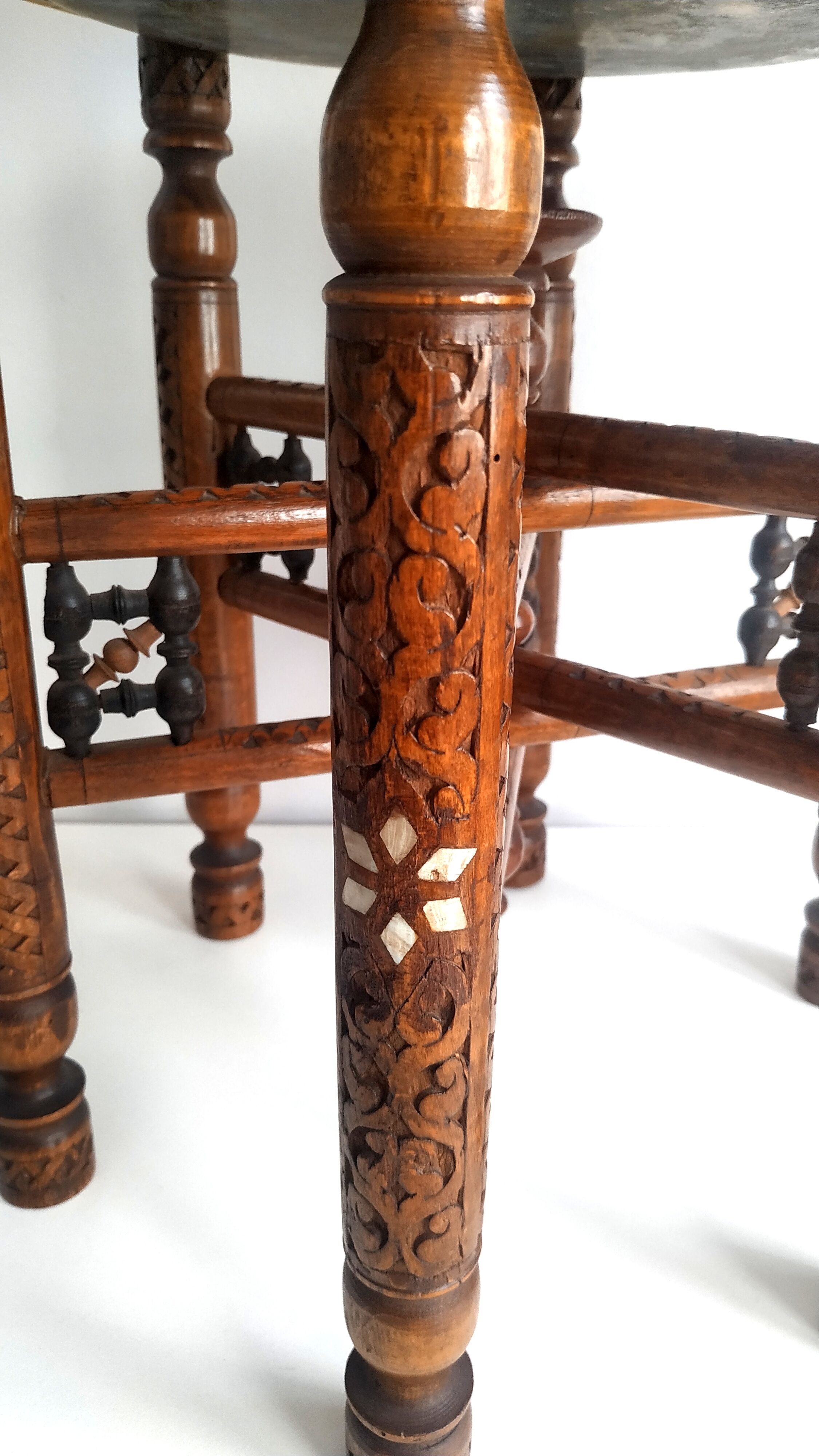 Oriental tea table XIXeme