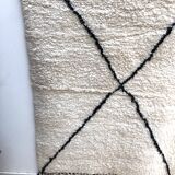 Moroccan Berber carpet Beni Ouarain with black diamonds2,47x1.70m