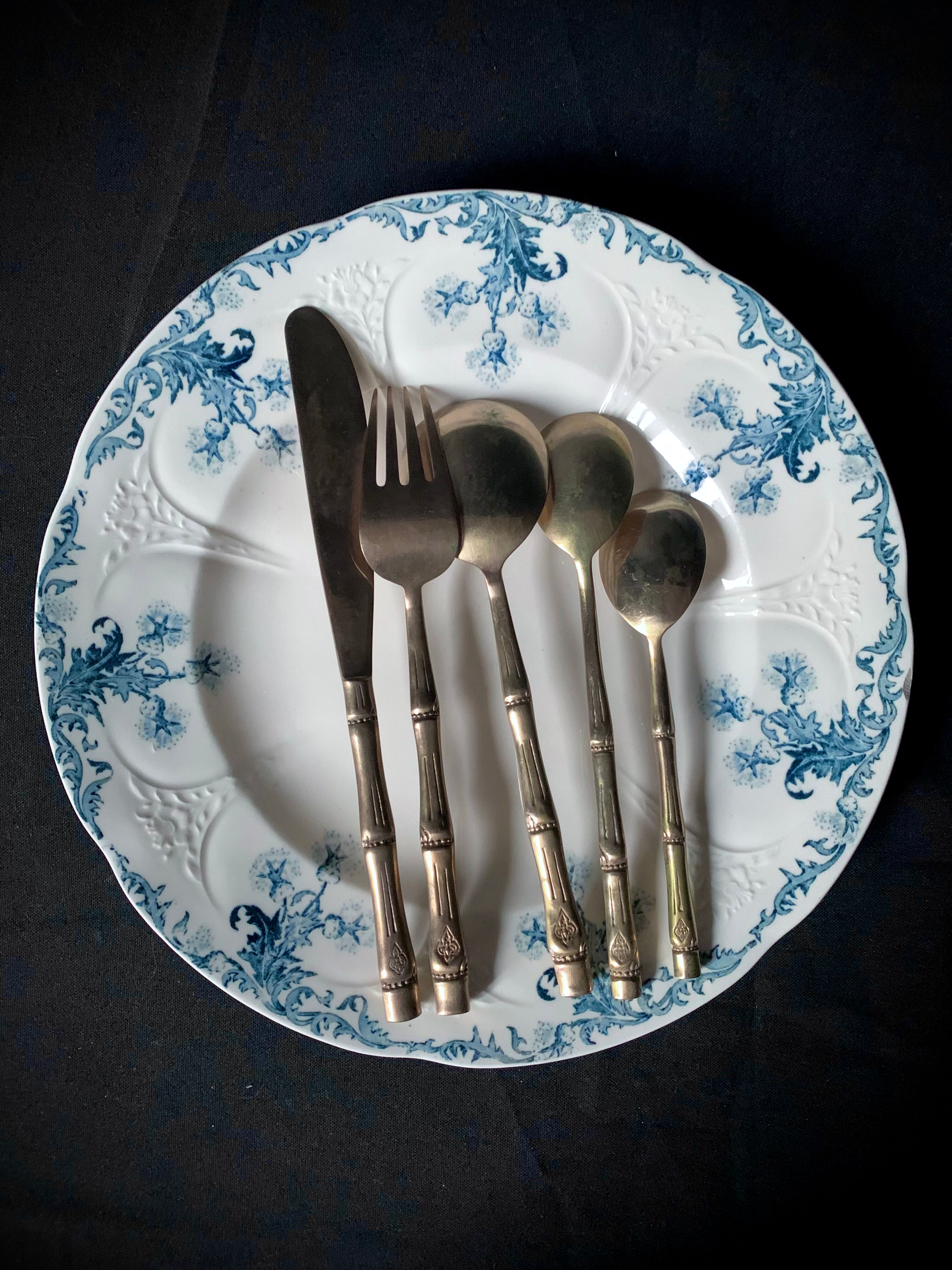 Couverts de table 12 personnes laiton bambou