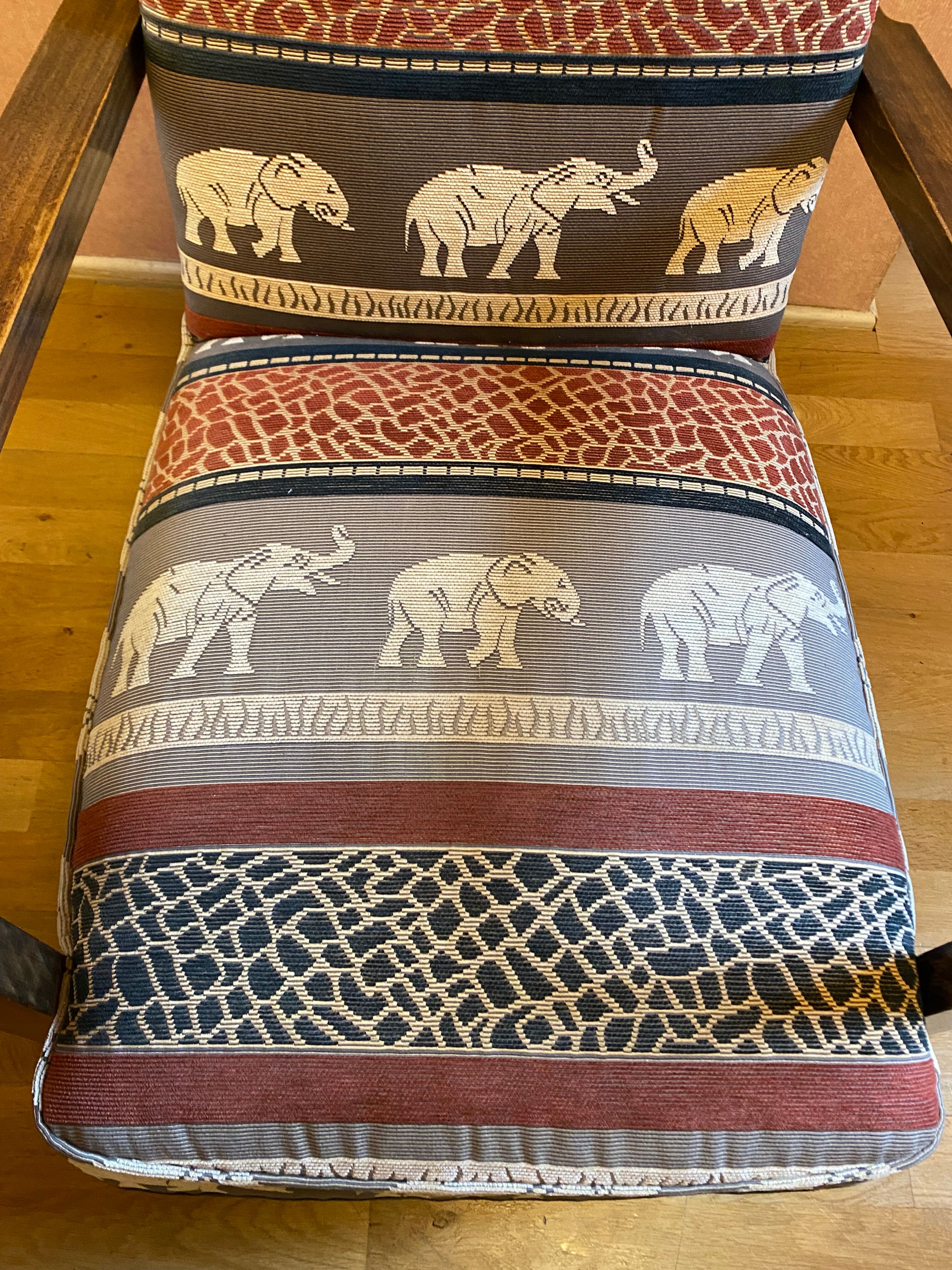 Fauteuil aux éléphants, années 40
