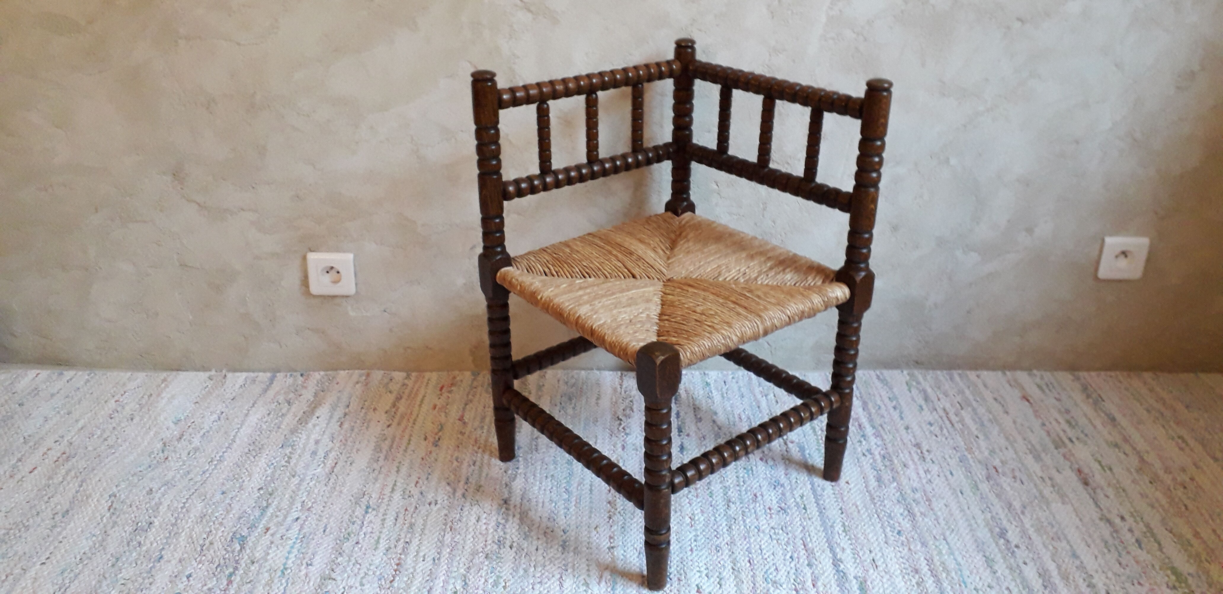 Paillé corner chair