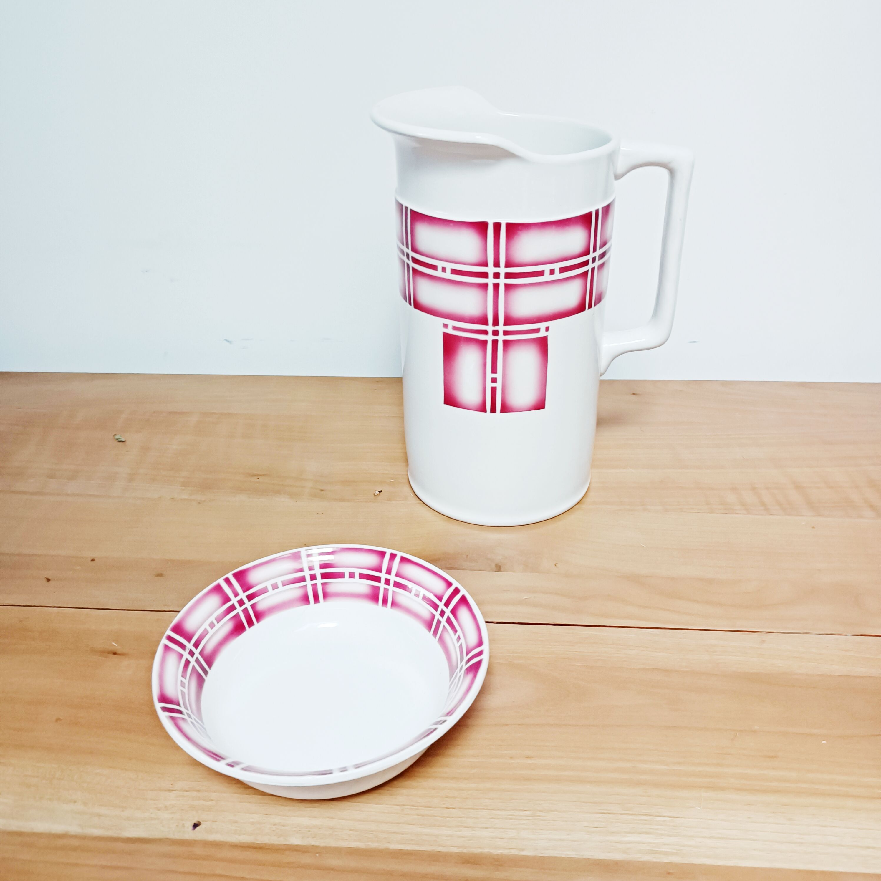 Old Sarreguemines Rostand jug