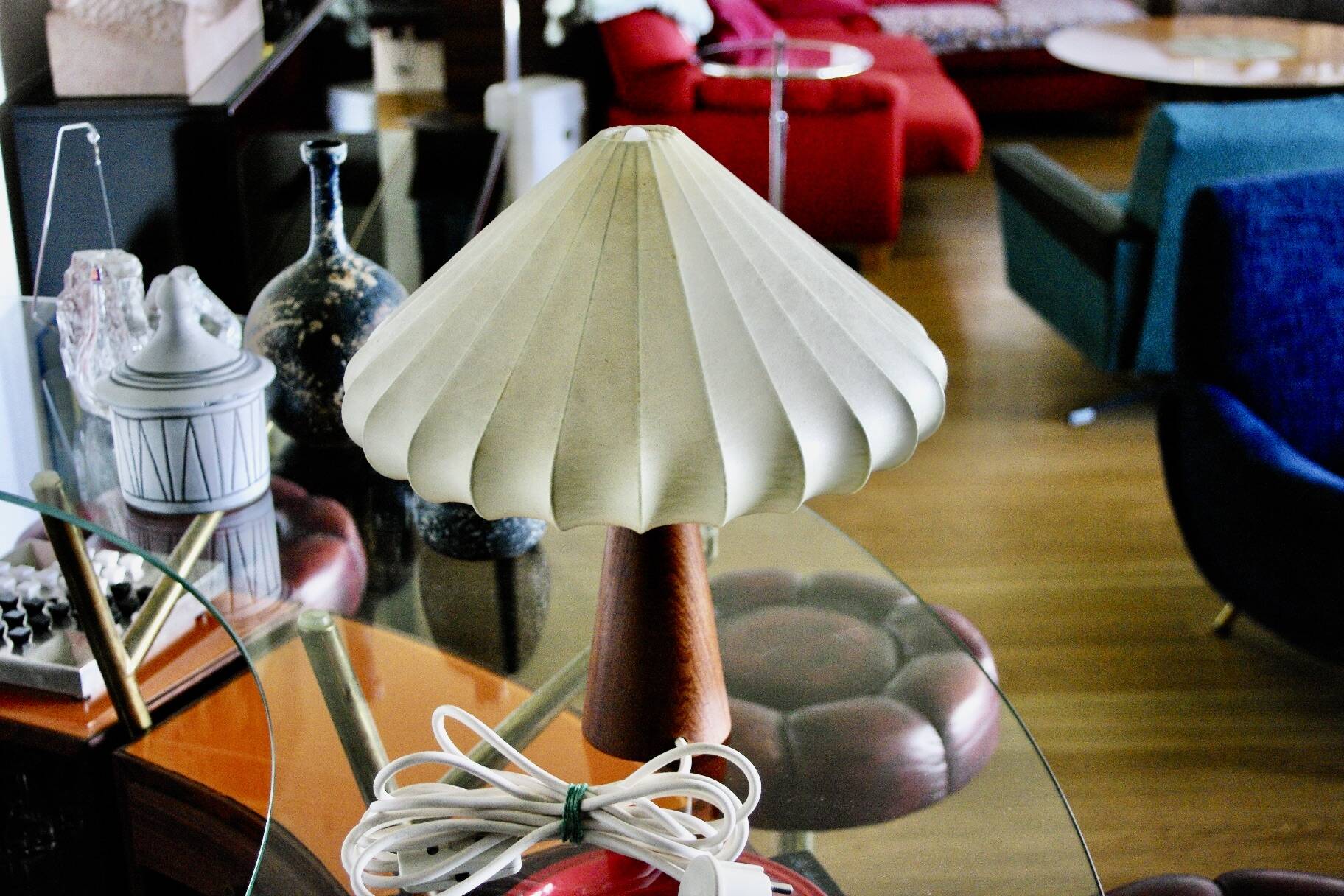 Vintage cocoon mahogany table lamp attributed to achille castiglioni 1960