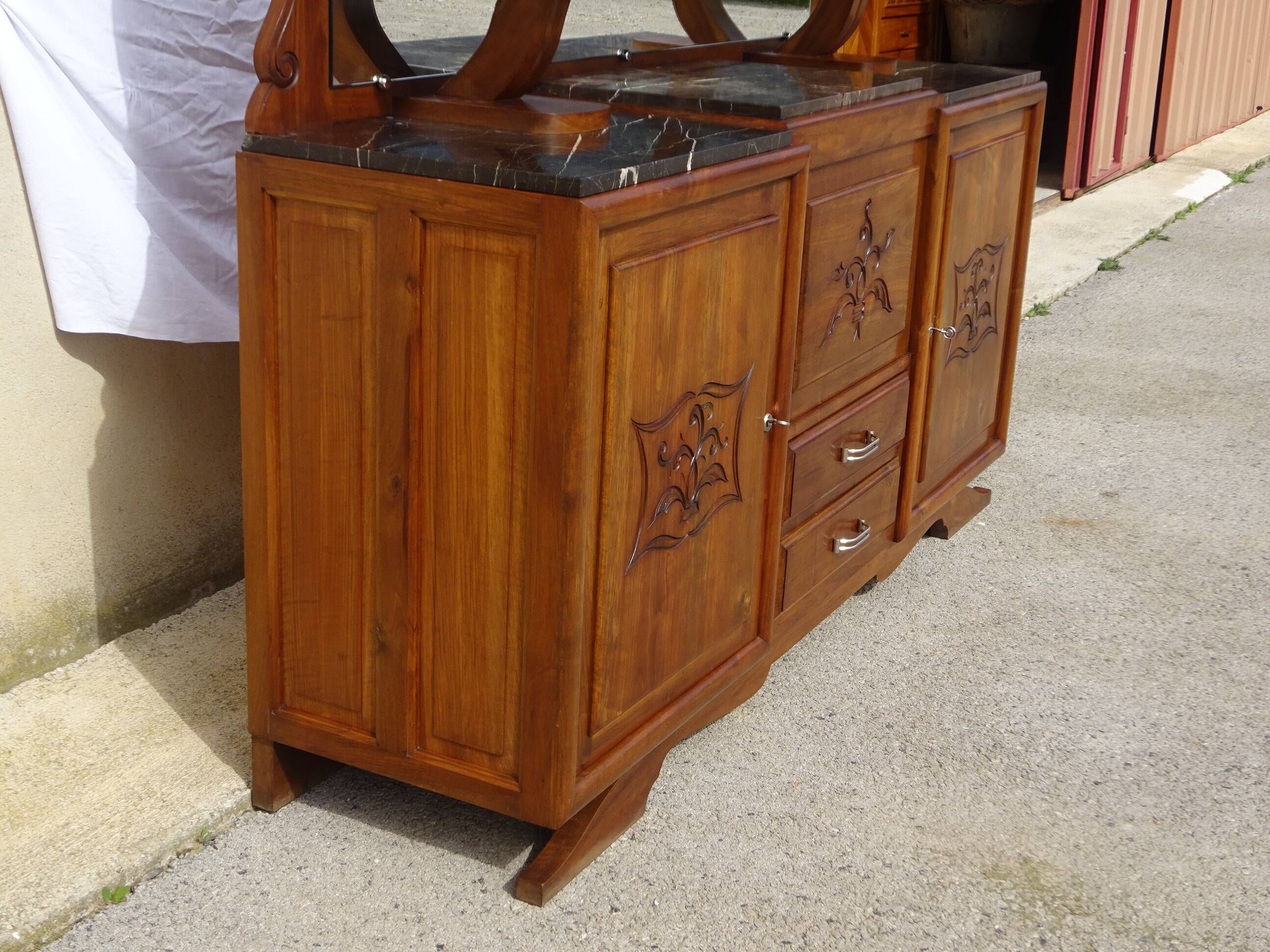 Large buffet with 2 bodies in walnut and marble