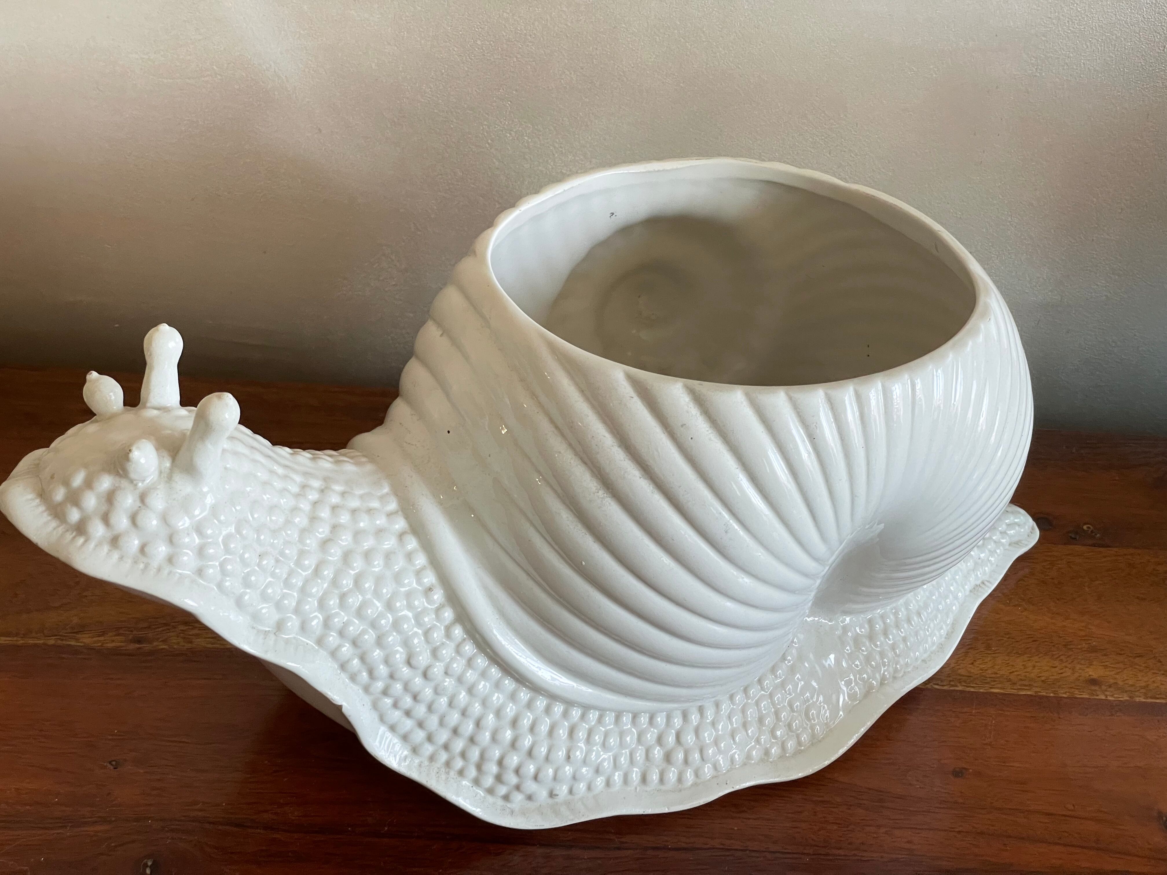 Ceramic snail pot cover