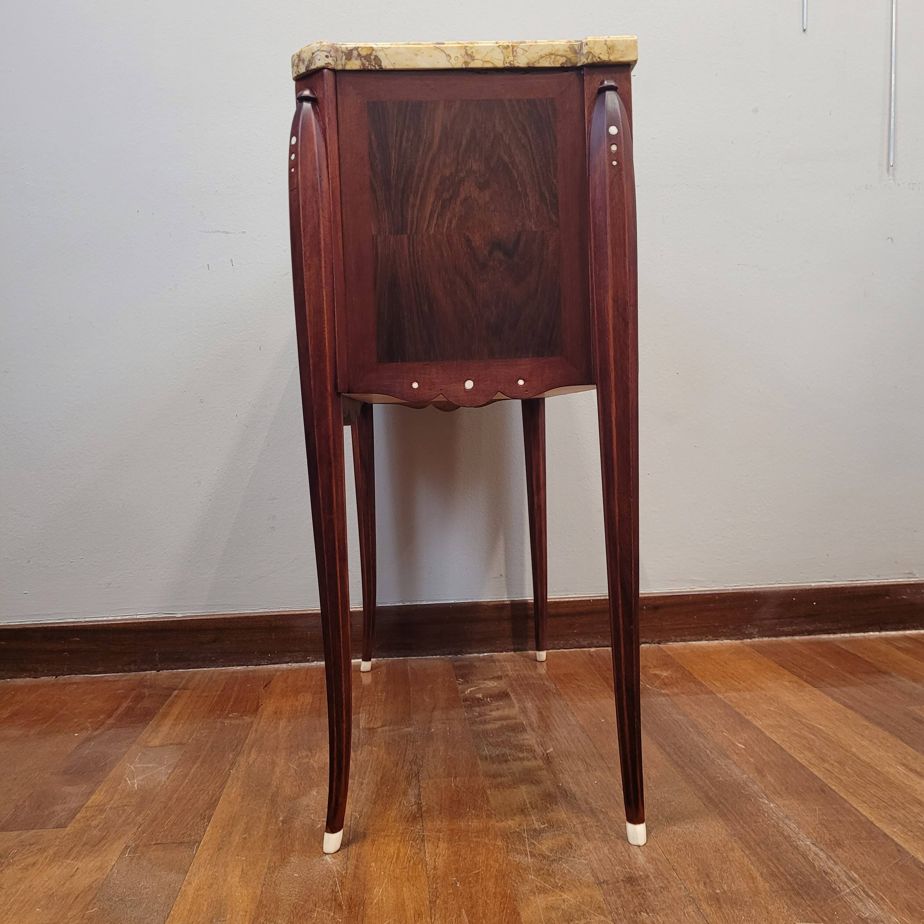 Art Deco dresser, siguiendo JE Ruhlmann, wood and colors, 40's - France