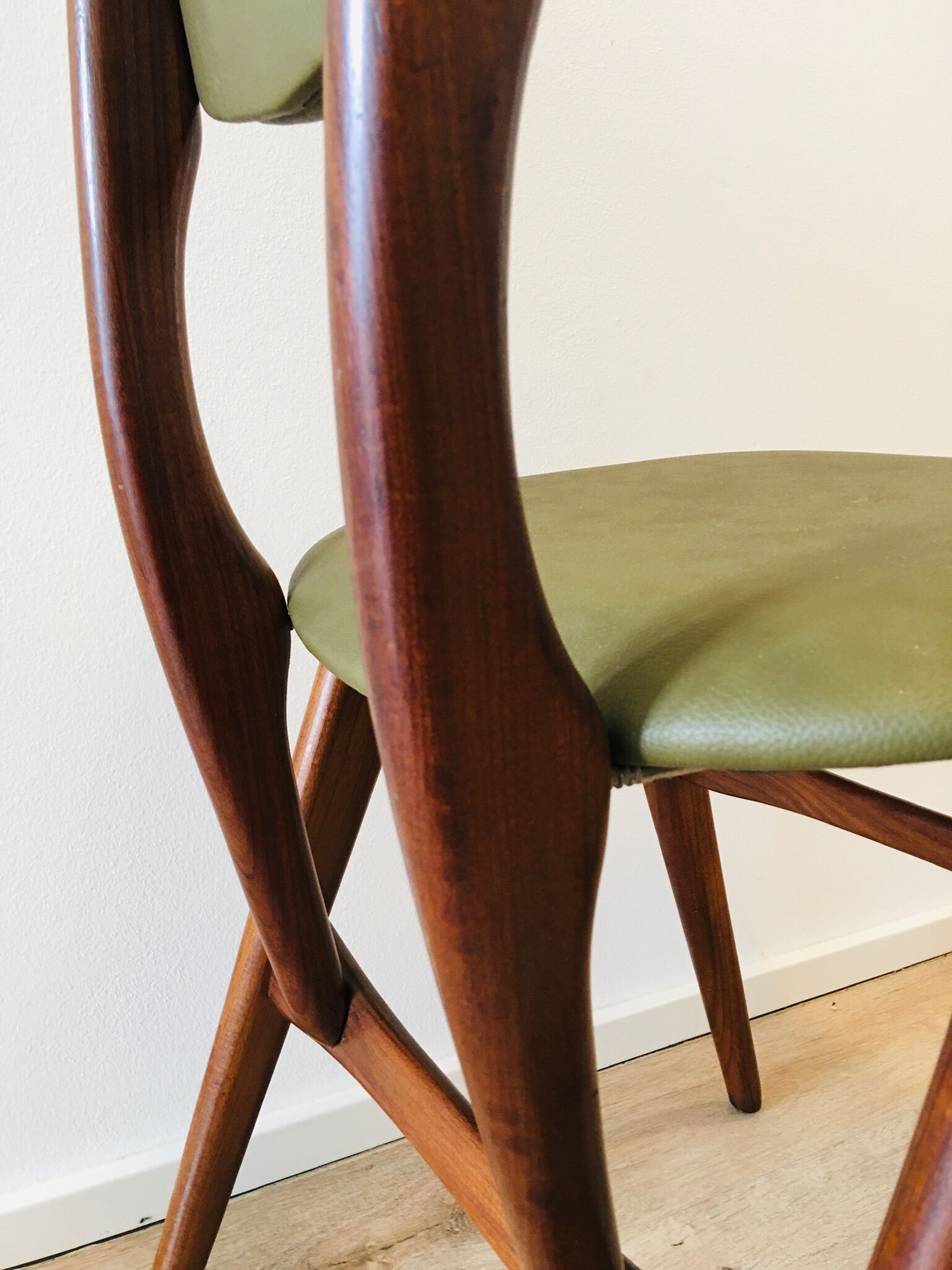 Chaise par Louis van Teeffelen