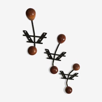 Three hooks 60s