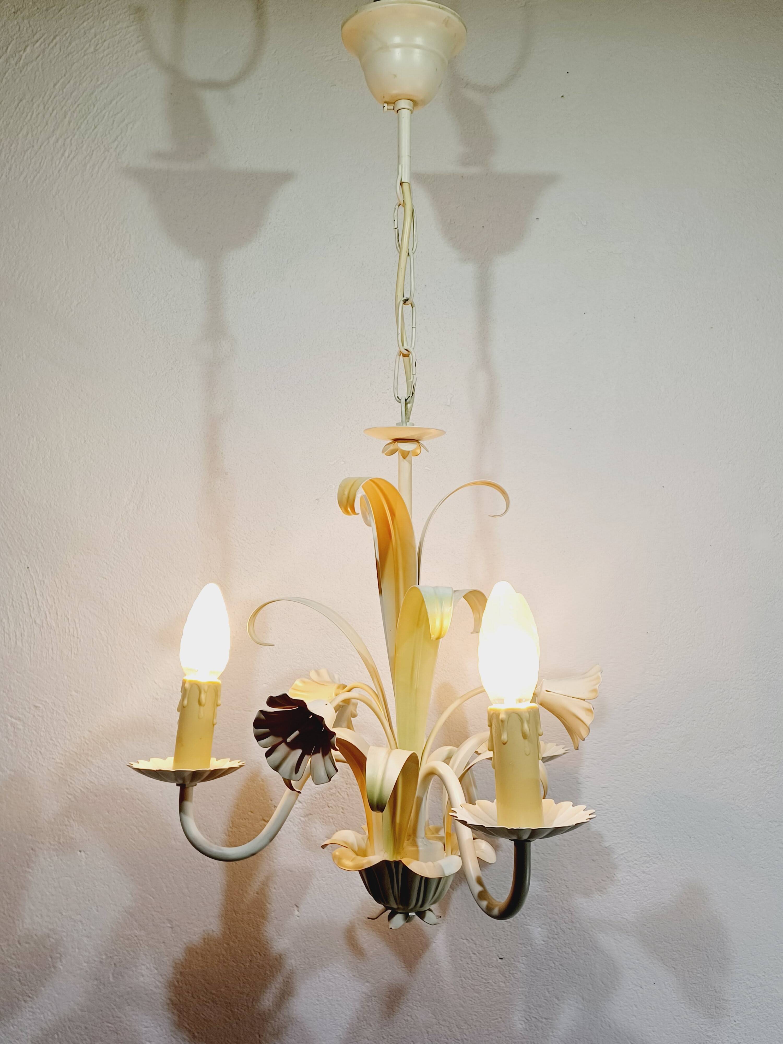 3-light flower chandelier