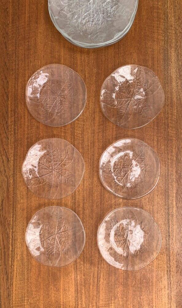 Vintage floral glass plates from Sweden by Ann Wärff for Kosta Boda, set of 11.