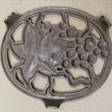 Cast iron underside bunch of grapes