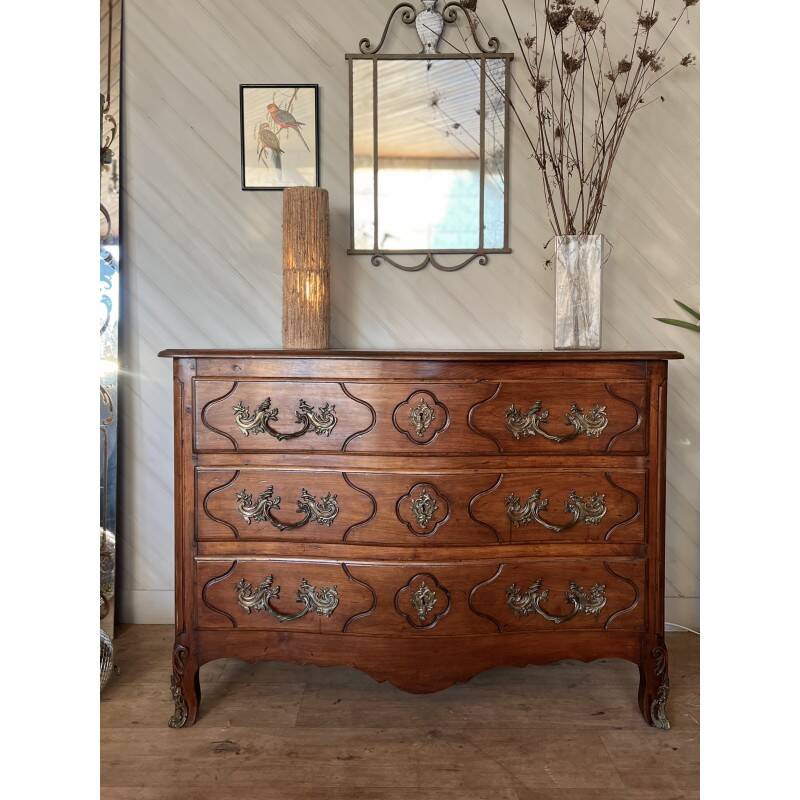 Curved commode in Louis XV style
