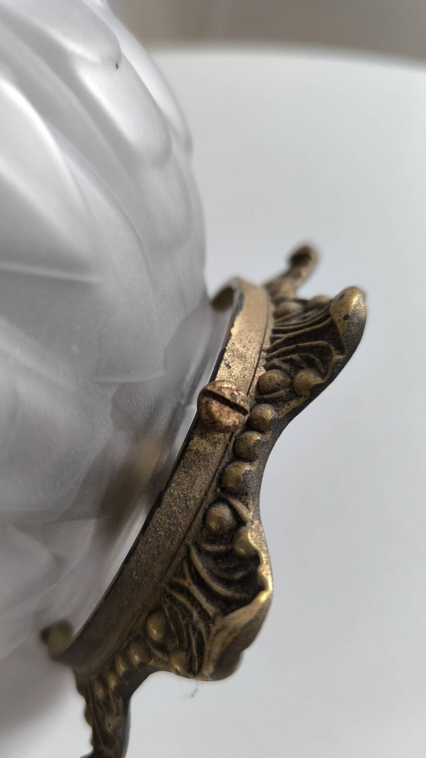 Art Deco ceiling light in frosted glass and bronze 1920