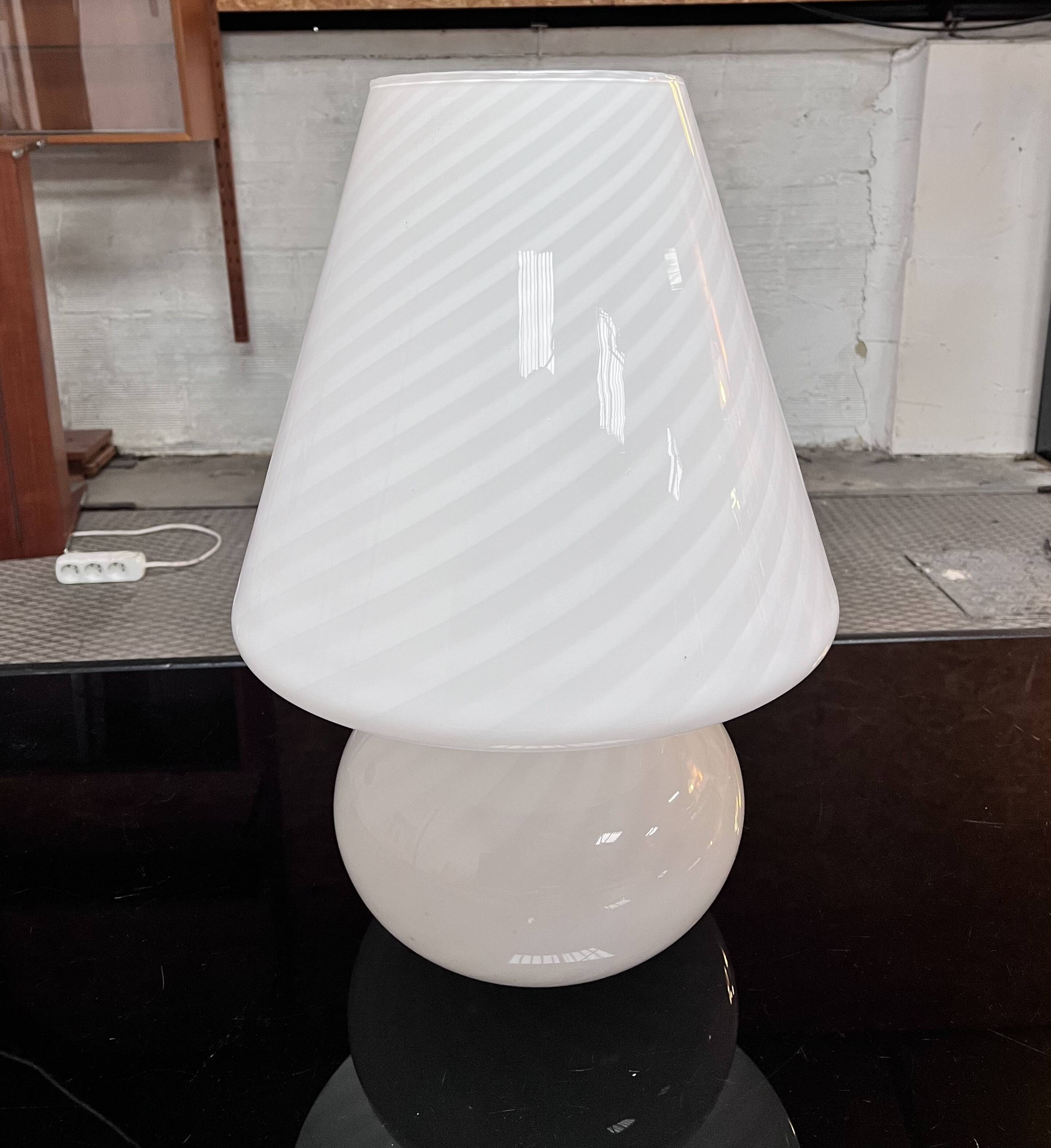 Murano glass table lamp by Paolo Venini, Italy, 1970