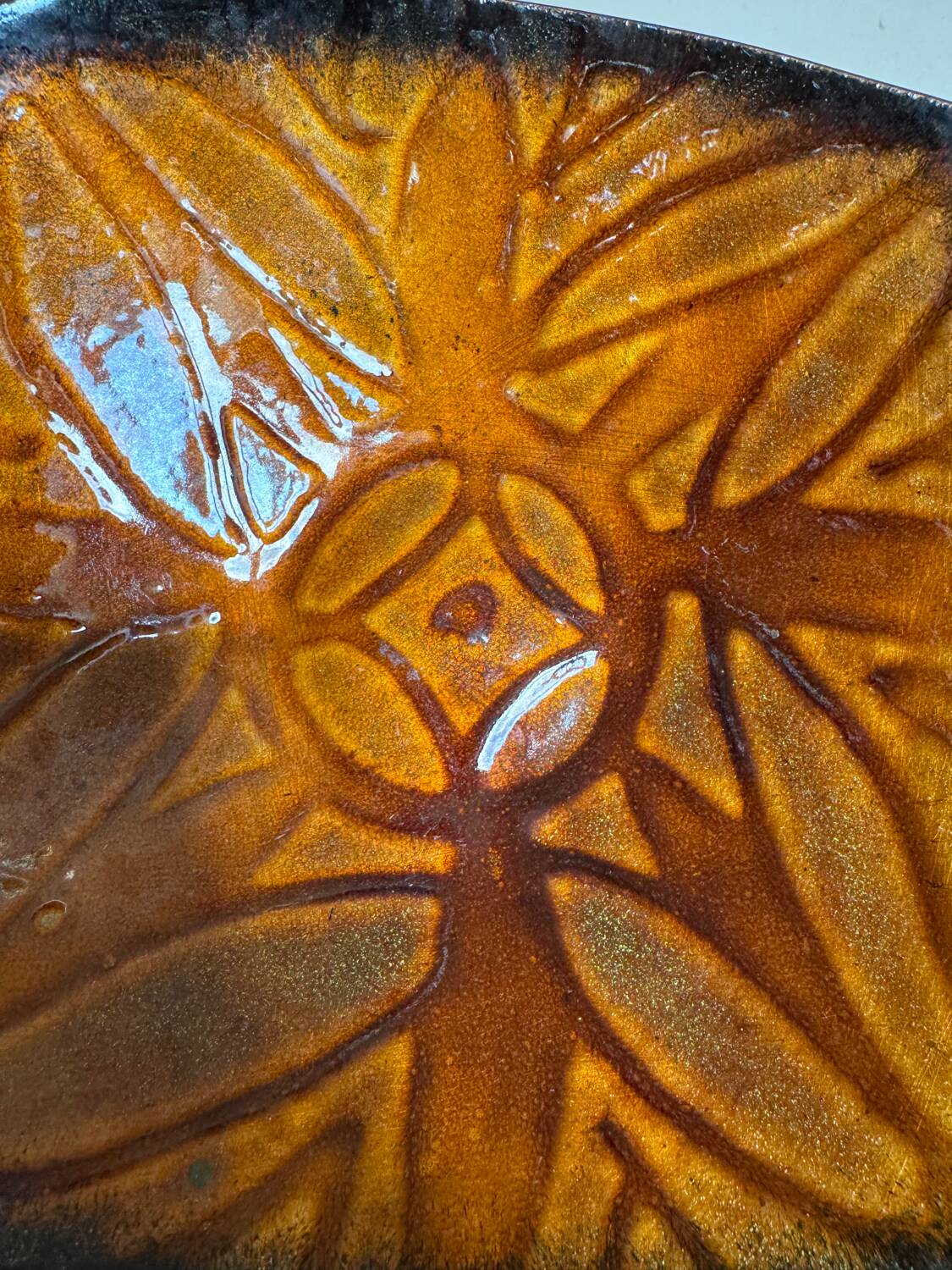 60s enamelled copper pocket emptier