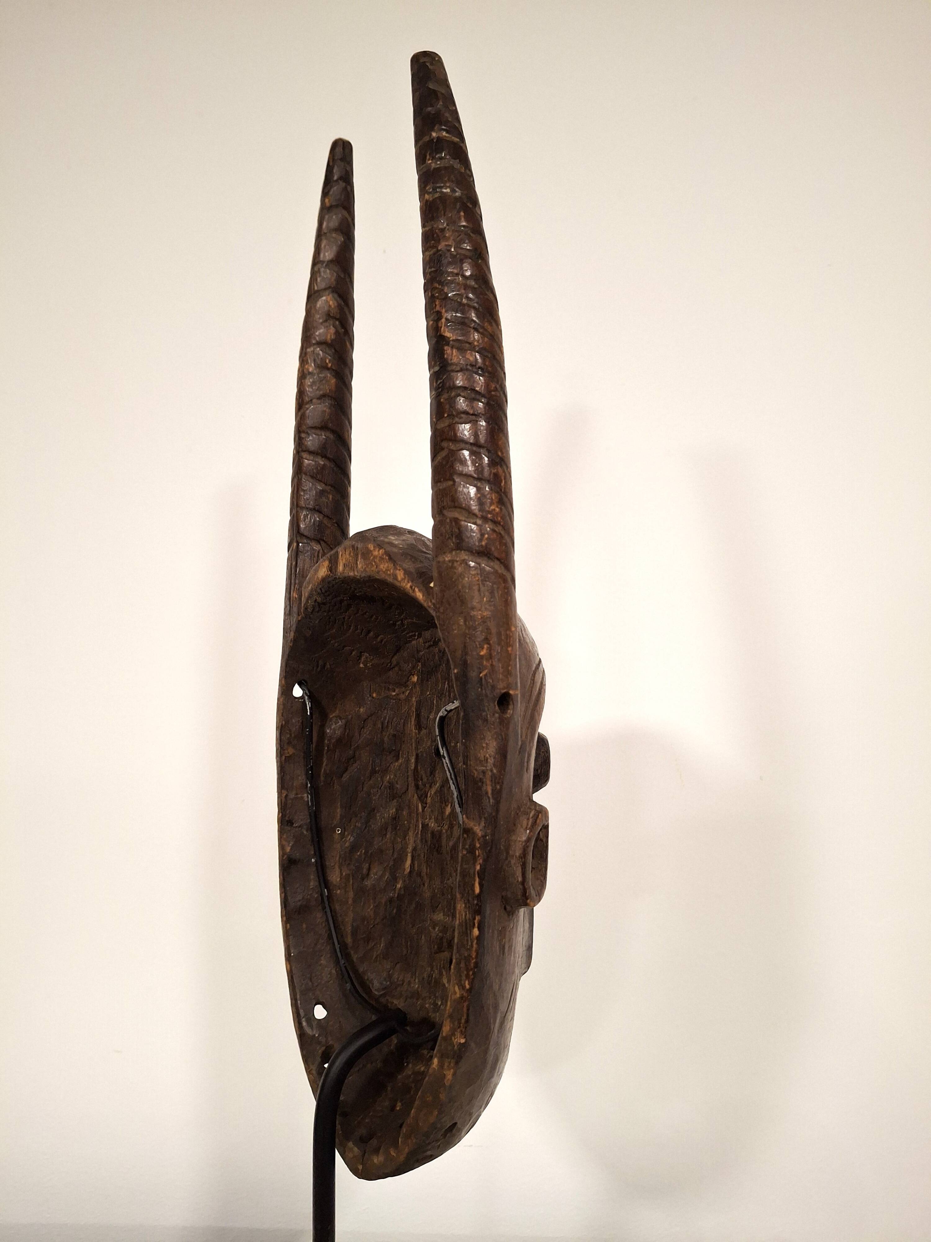 Masque Katanda - Tribu Lega, RD Congo - Milieu du 20e siècle