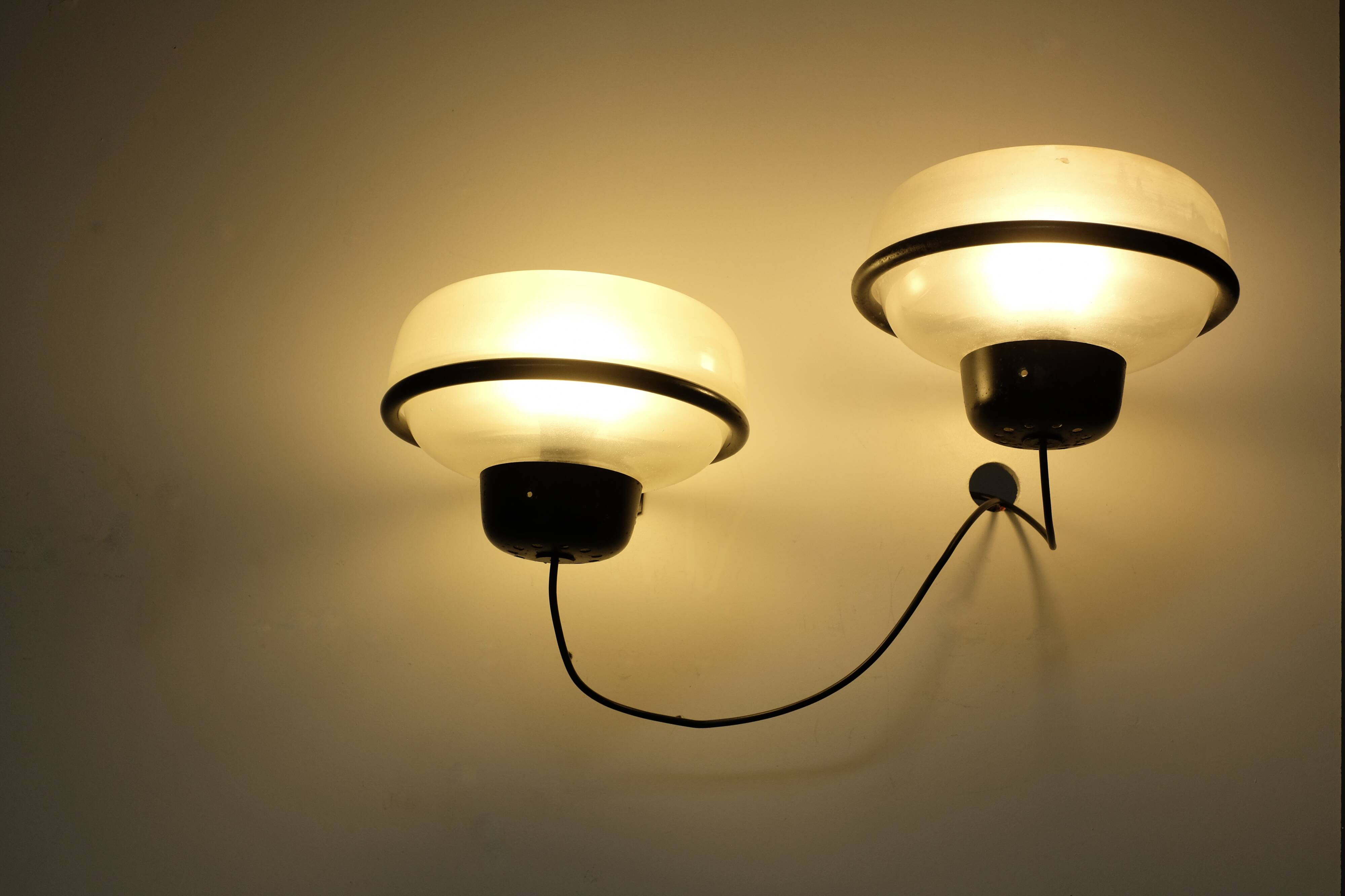 1 wall light model 228 by Gino Sarfatti for Arteluce-1960s