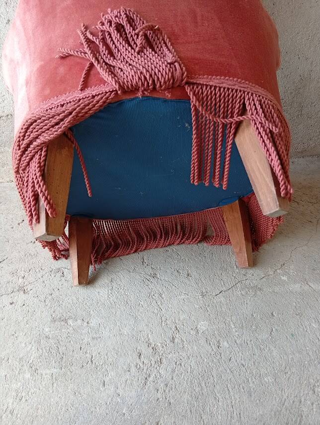 Vintage pink velvet toad