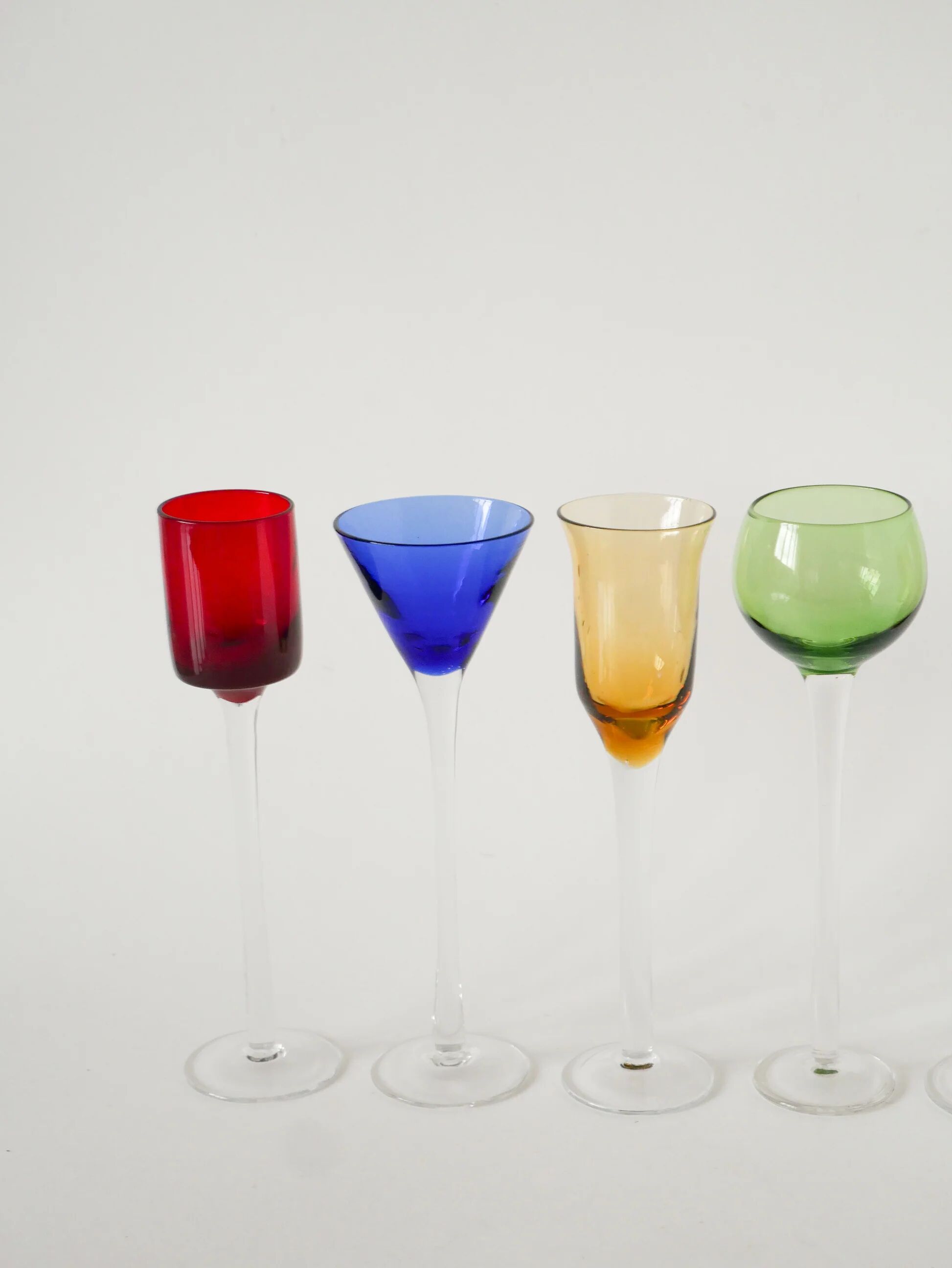 Set of 6 multicoloured liqueur glasses, designed in the 1970s.