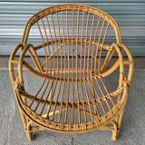 Vintage rattan basket chair in very good condition