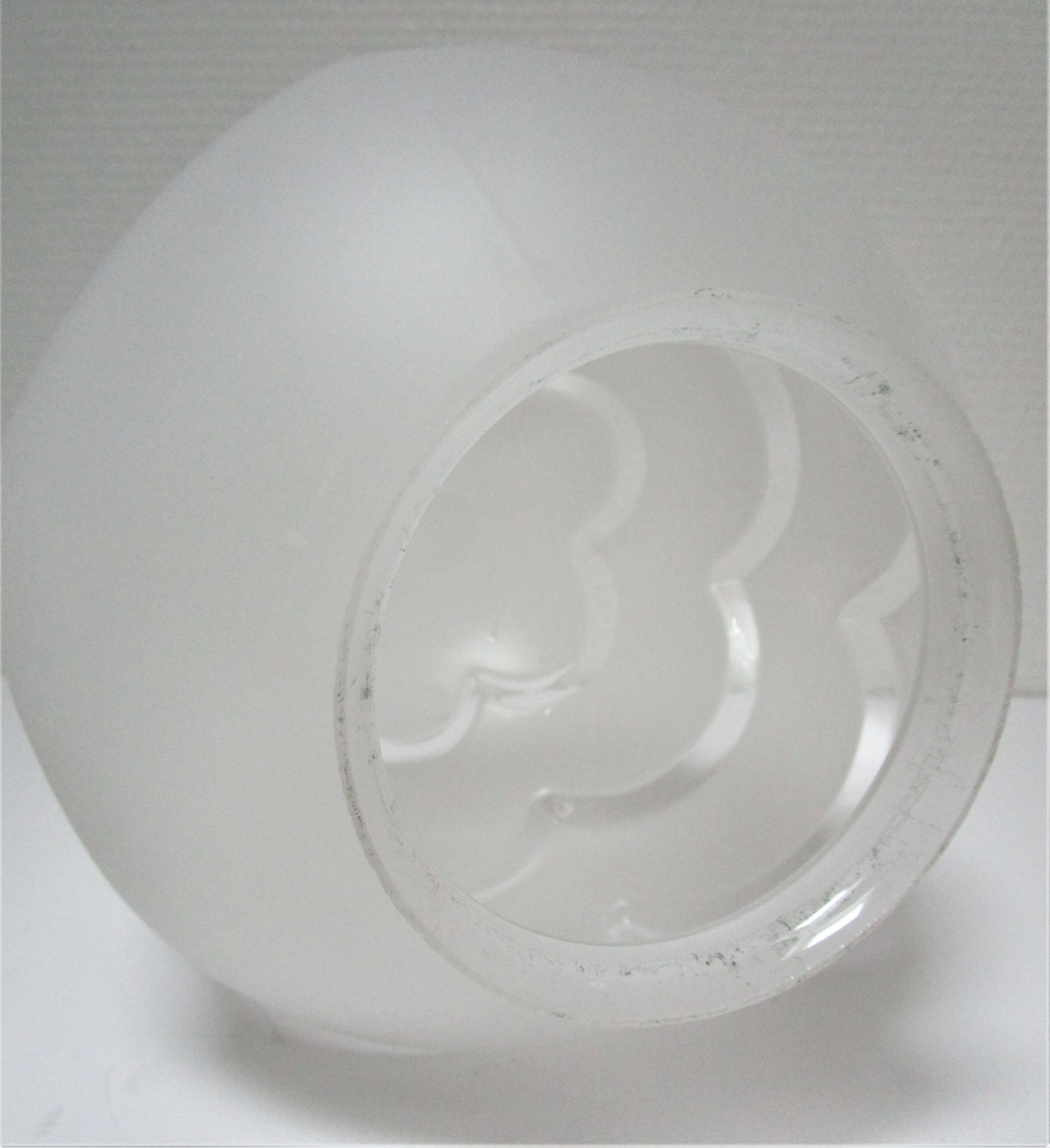 Porcelain ball lamp and art deco style glass