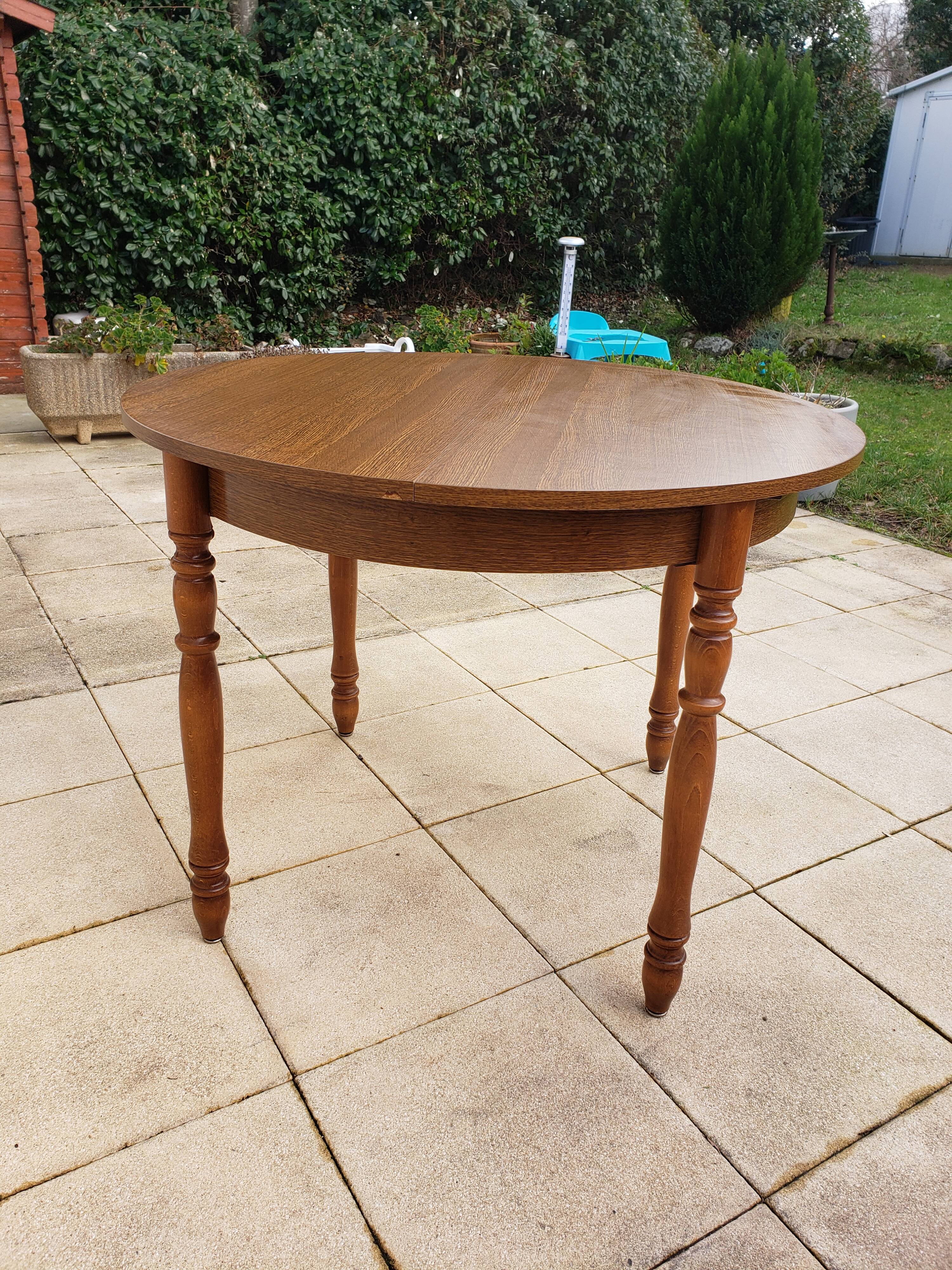 Table ronde extensible année 70