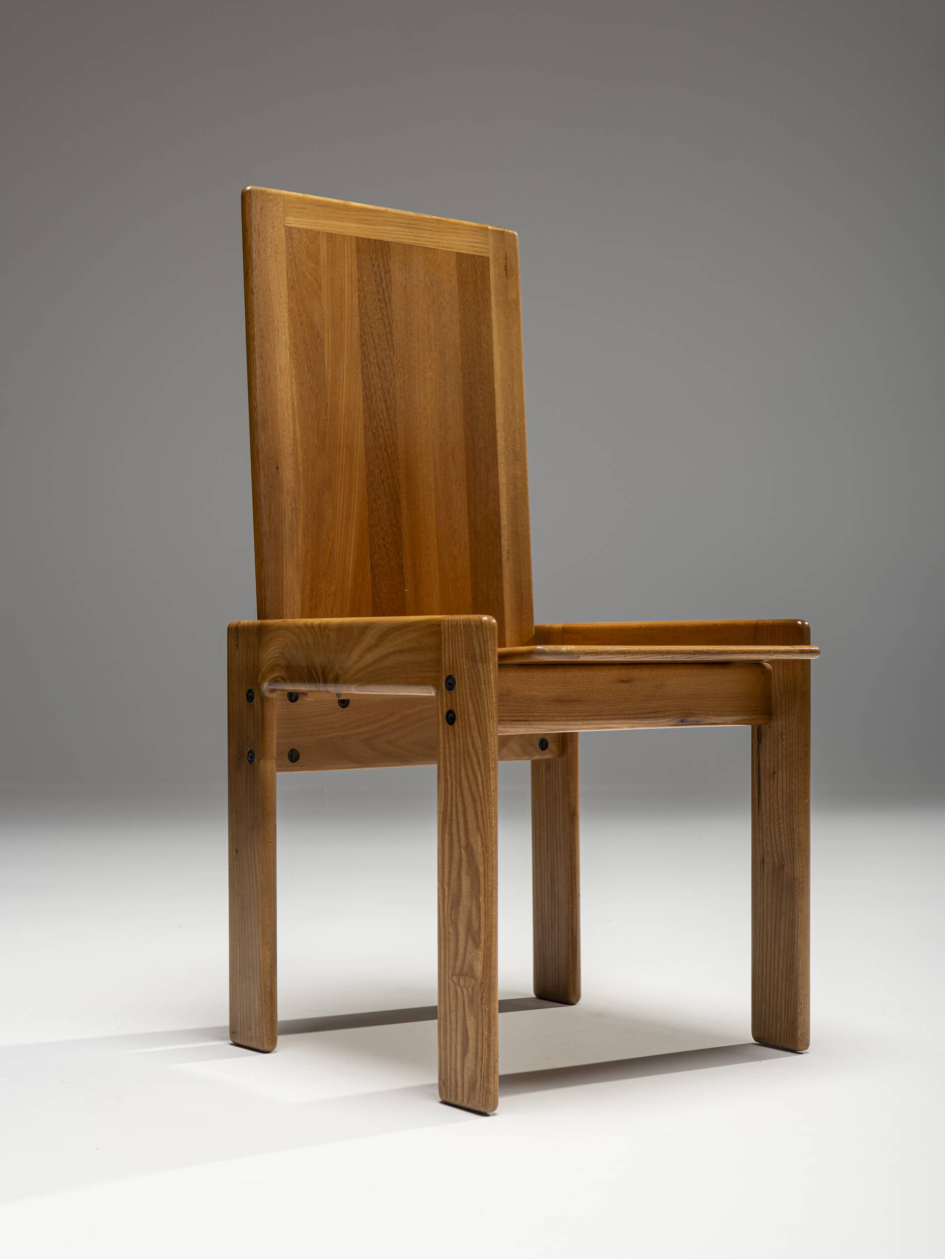 Lot de 4 chaises de salle à manger italiennes en orme par Romanutti, Italie, années 1970