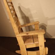 Rocking chair in fir