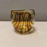 Beautiful mouth-blown vase in beautiful colours.