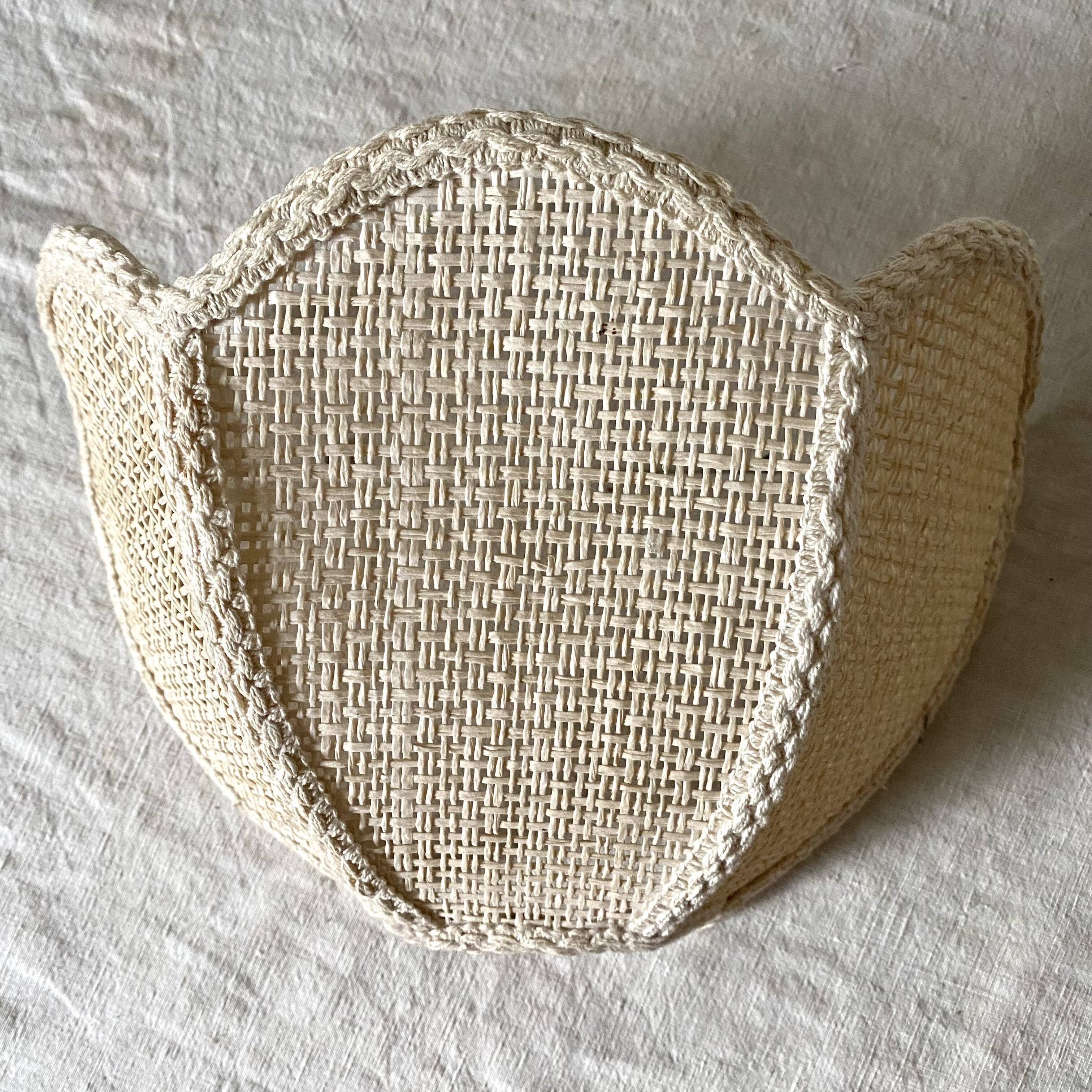 Wall lampshade in natural fiber canework