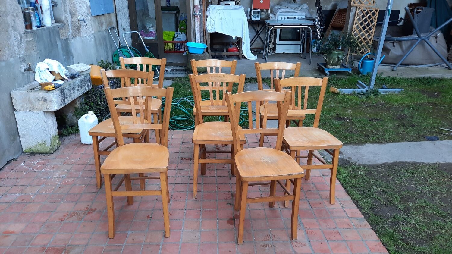 Lot de 8 chaises bistrot