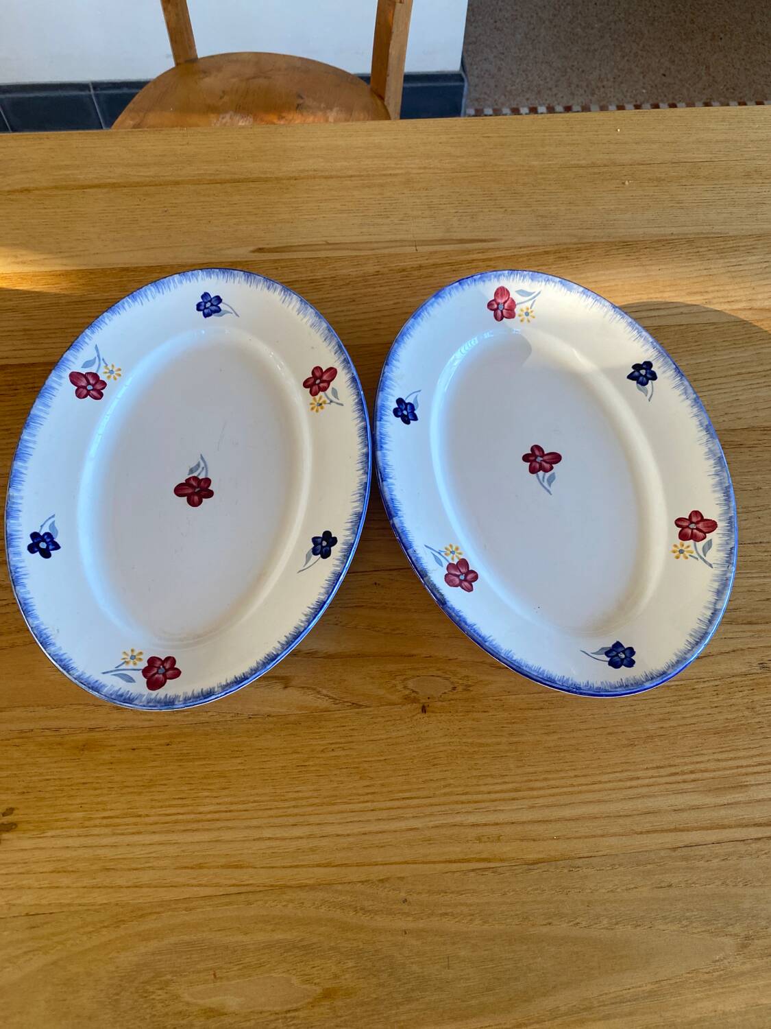 Oval dish from Digoin