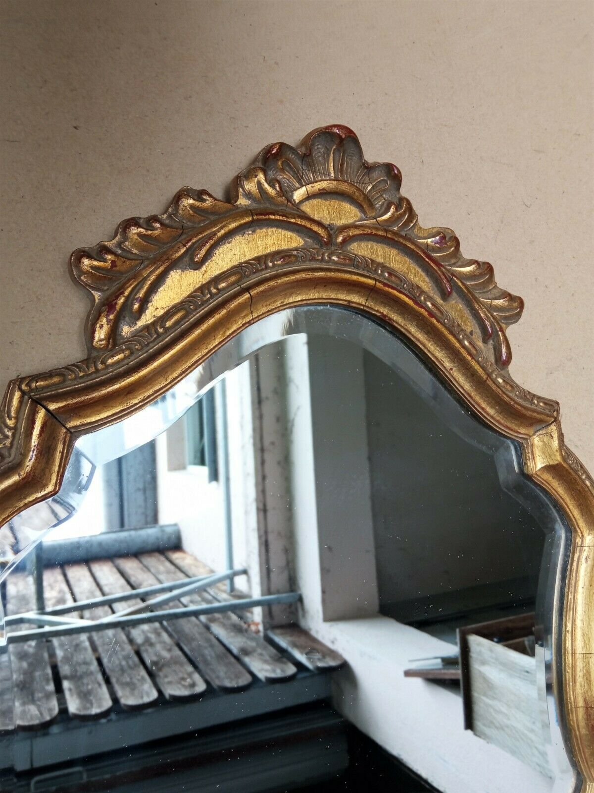 Golden wall mirror with gold leaf Deknudt - beveled ice - Louis XV style