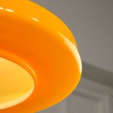 Lampe à suspension italienne du milieu du siècle en verre jaune et laiton