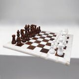 1970s Gorgeous Brown and White Chess Set in Volterra Alabaster Handmade. Ma