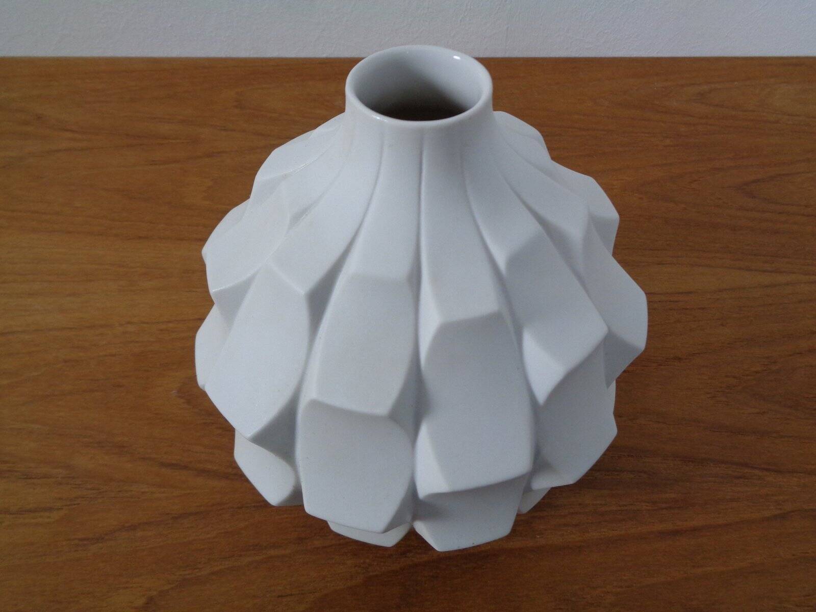 Mid-Century Artichoke Op Art Vase from Hutschenreuther, Germany, 1960s